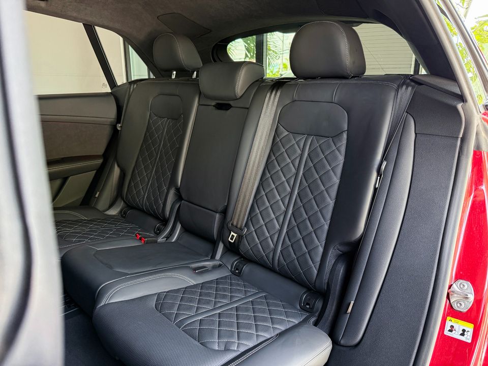 2024 Audi SQ8
