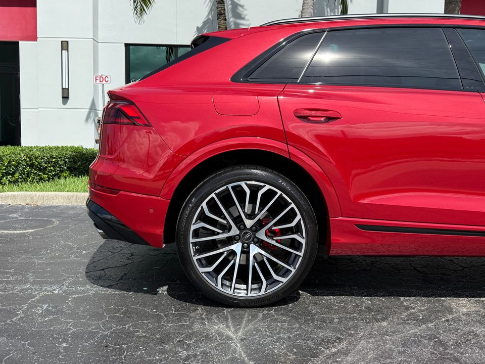 2024 Audi SQ8