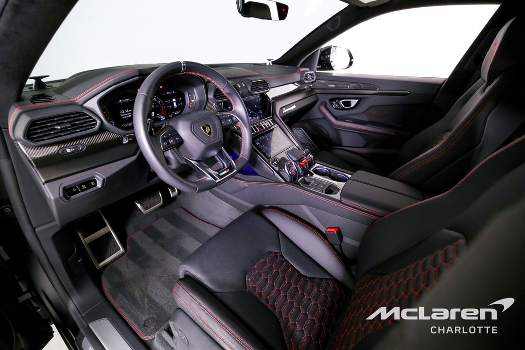 2024 Lamborghini Urus