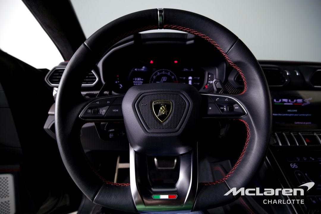 2024 Lamborghini Urus