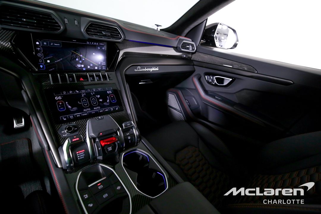 2024 Lamborghini Urus