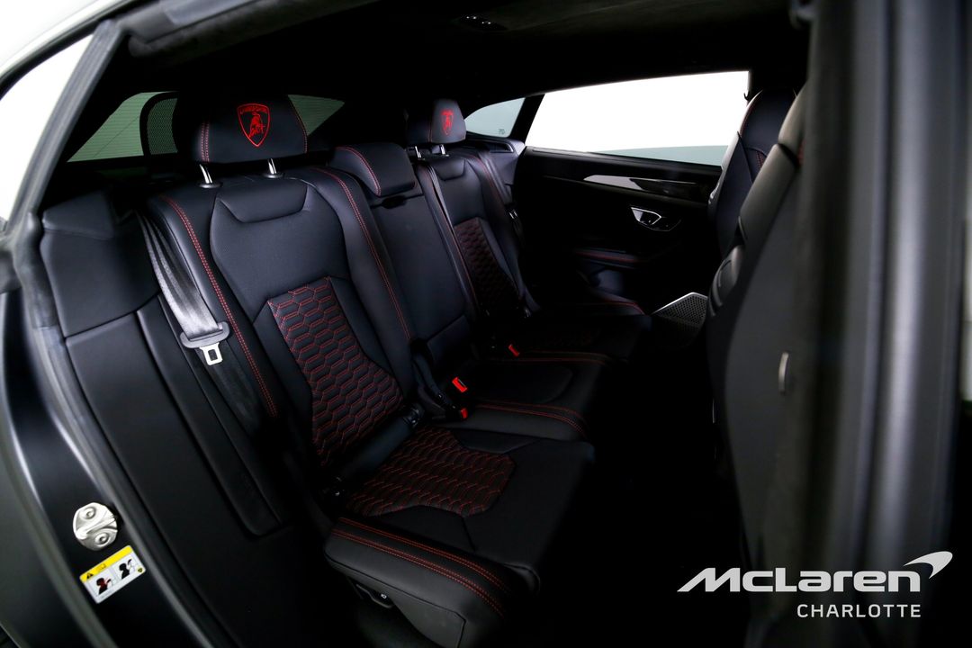 2024 Lamborghini Urus