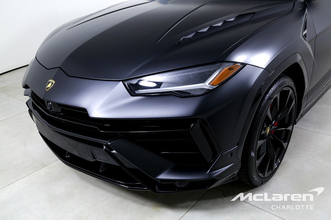 2024 Lamborghini Urus