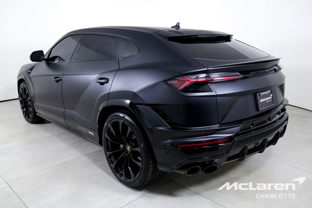 2024 Lamborghini Urus