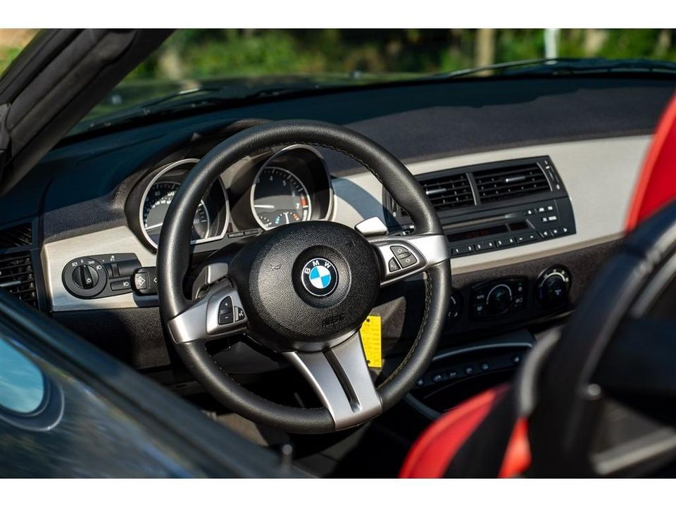 2005 BMW Z4