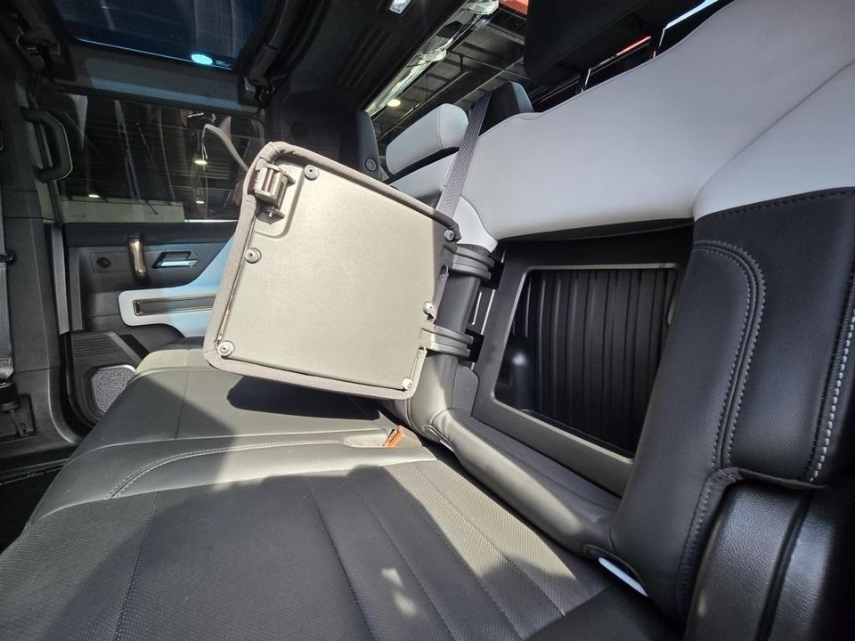 2022 GMC Hummer EV