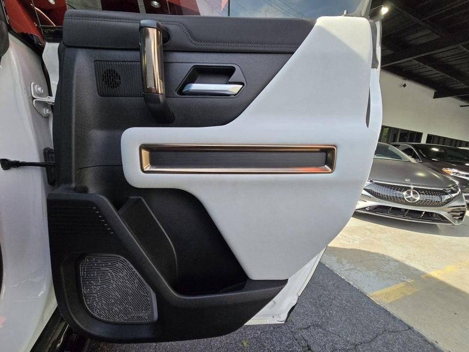 2022 GMC Hummer EV