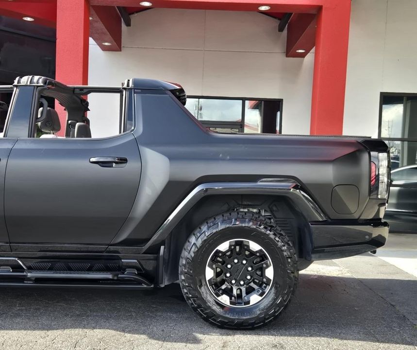2022 GMC Hummer EV