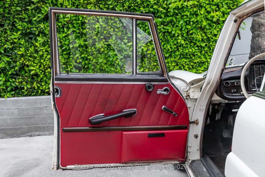 1965 Mercedes-Benz 220Sb