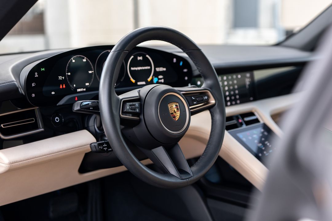 2022 Porsche Taycan
