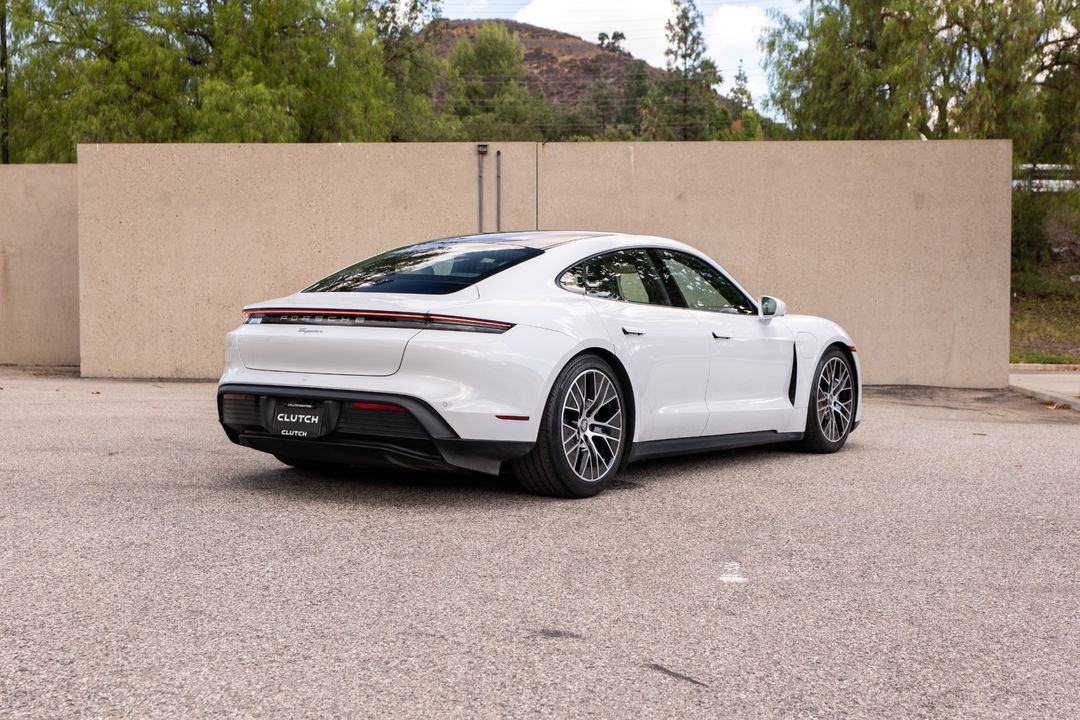 2022 Porsche Taycan
