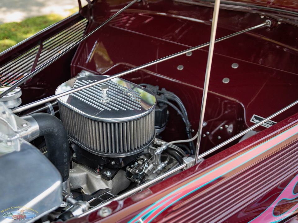 1937 Ford Custom Cabriolet