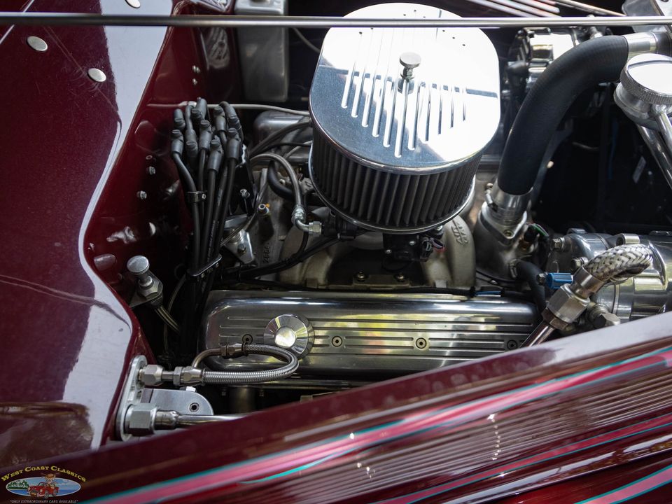 1937 Ford Custom Cabriolet