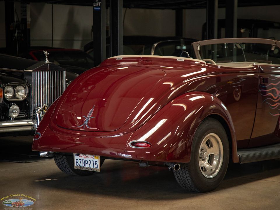 1937 Ford Custom Cabriolet