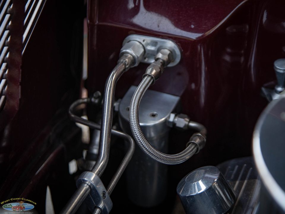 1937 Ford Custom Cabriolet