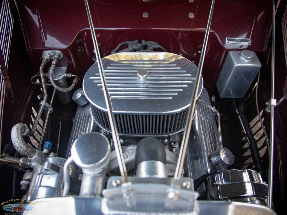 1937 Ford Custom Cabriolet
