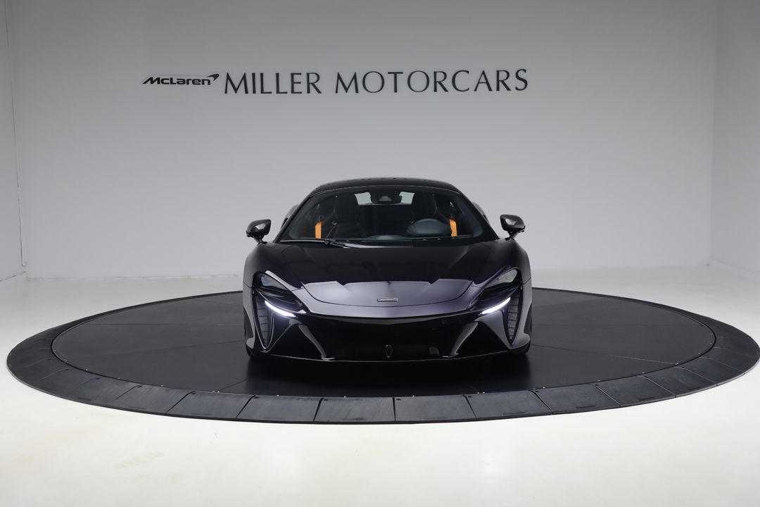 2025 McLaren Artura