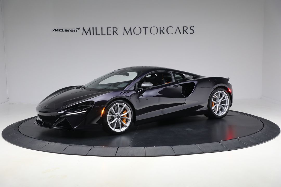 2025 McLaren Artura
