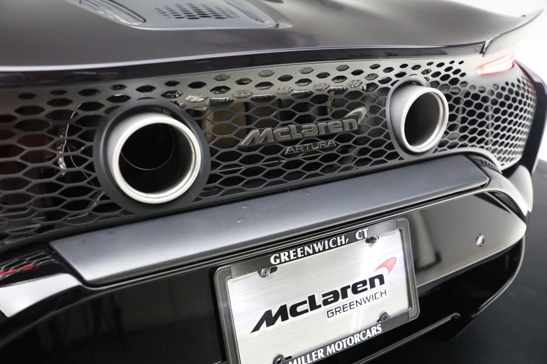 2025 McLaren Artura