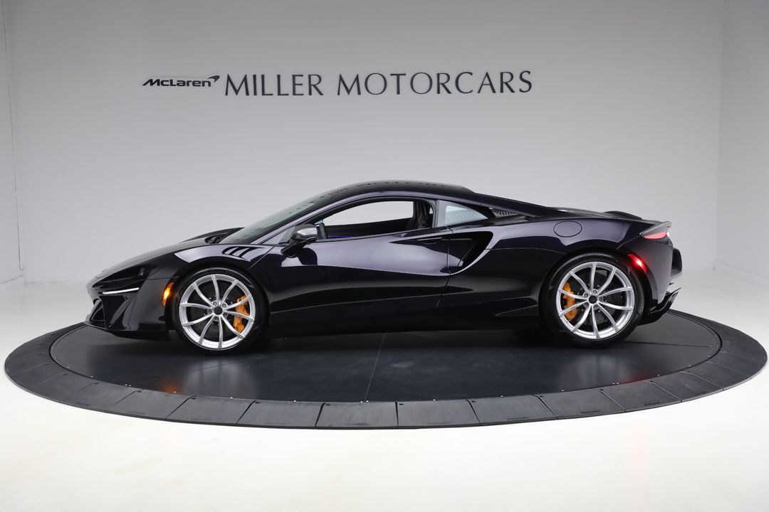2025 McLaren Artura