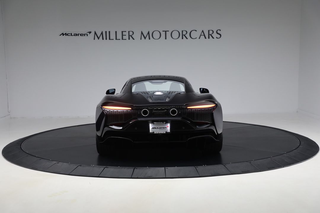 2025 McLaren Artura