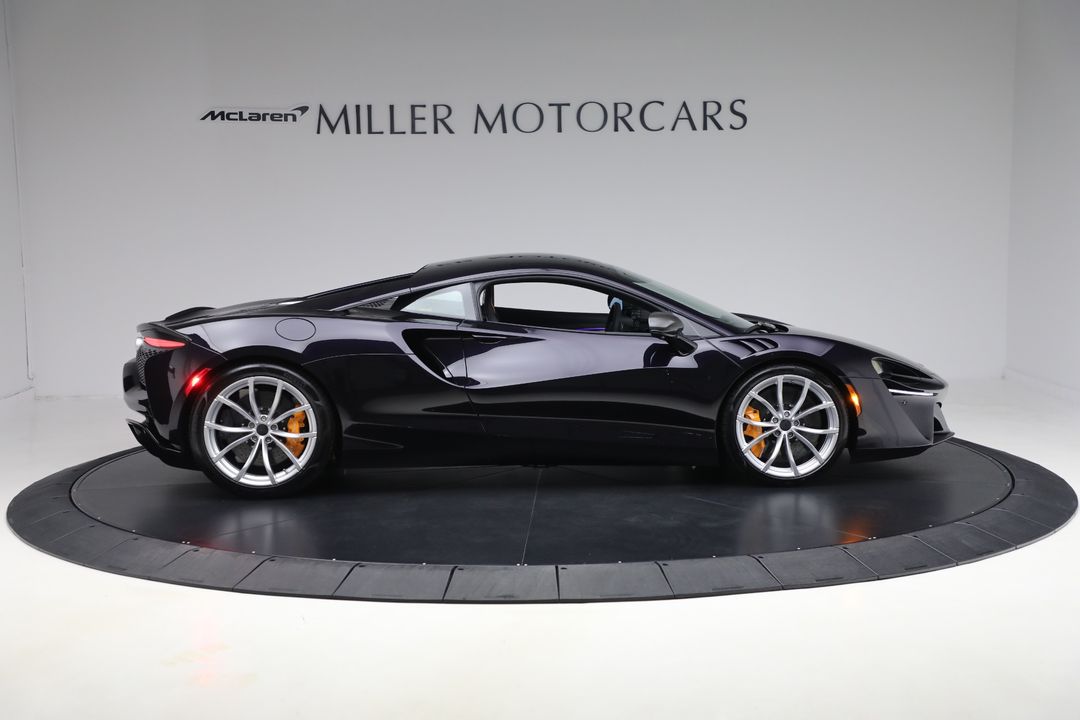 2025 McLaren Artura