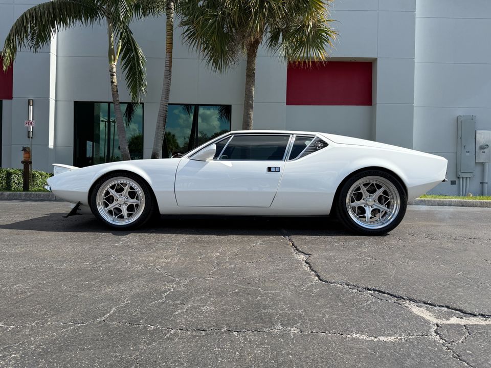 1972 DeTomaso Pantera