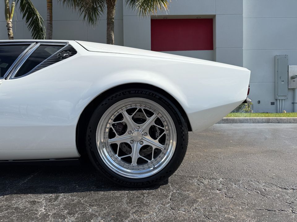 1972 DeTomaso Pantera