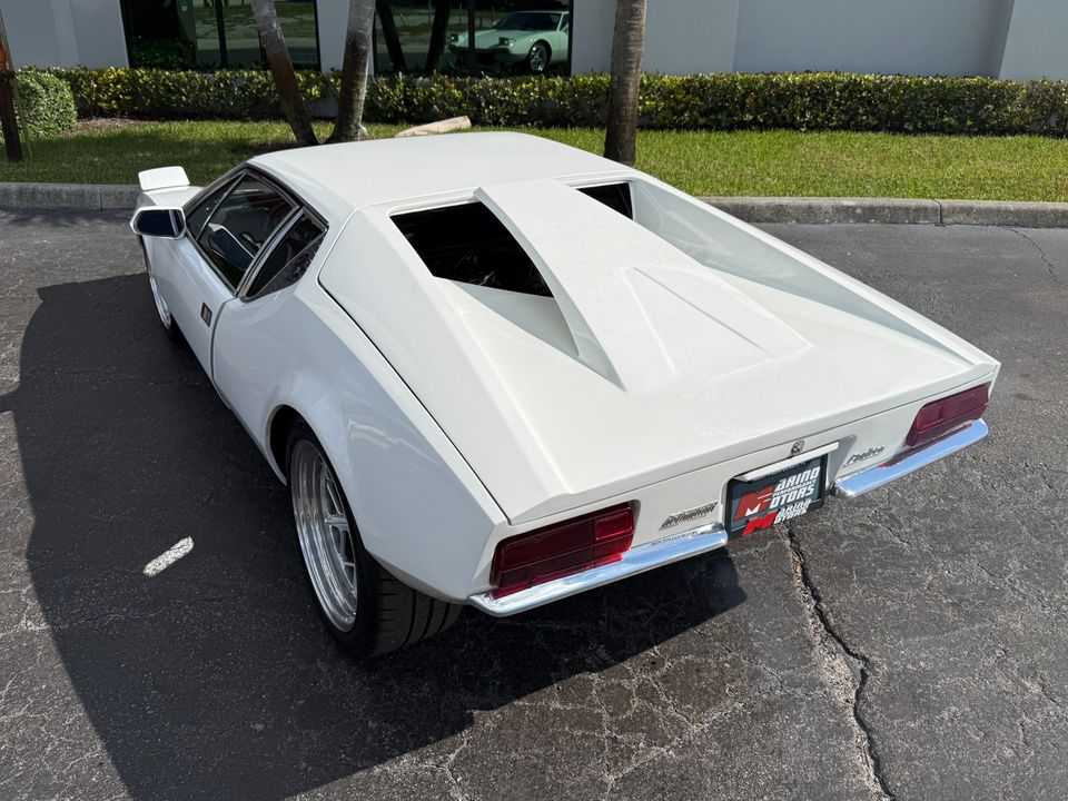 1972 DeTomaso Pantera