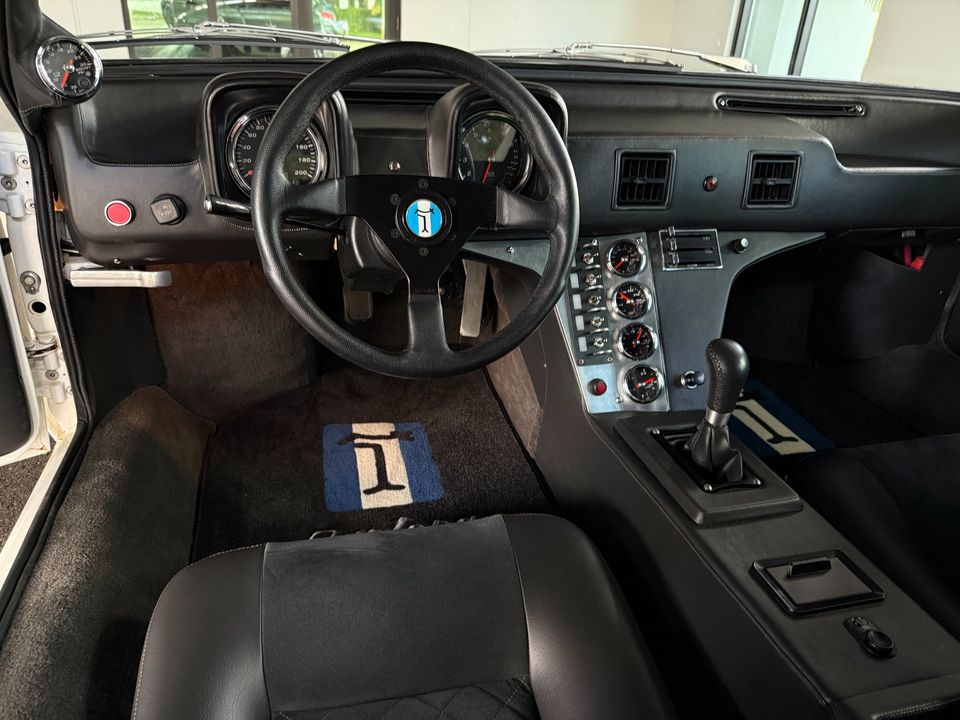 1972 DeTomaso Pantera