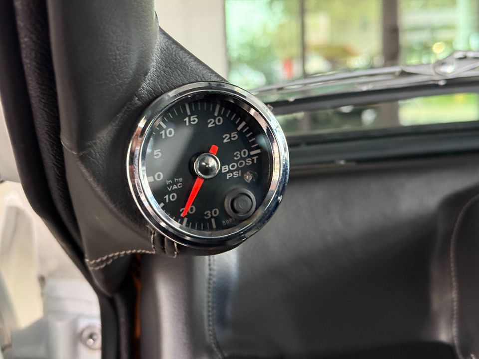 1972 DeTomaso Pantera