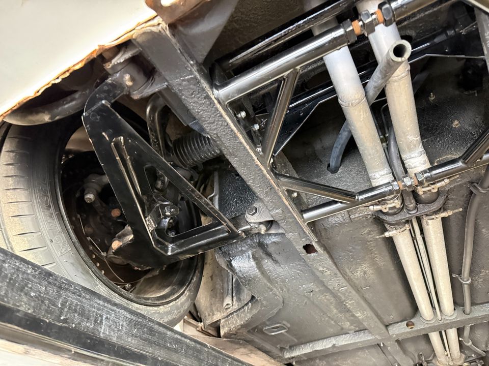 1972 DeTomaso Pantera