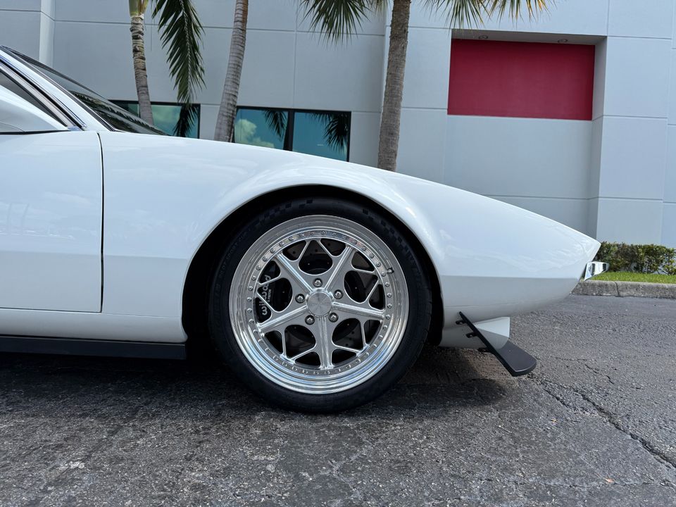 1972 DeTomaso Pantera