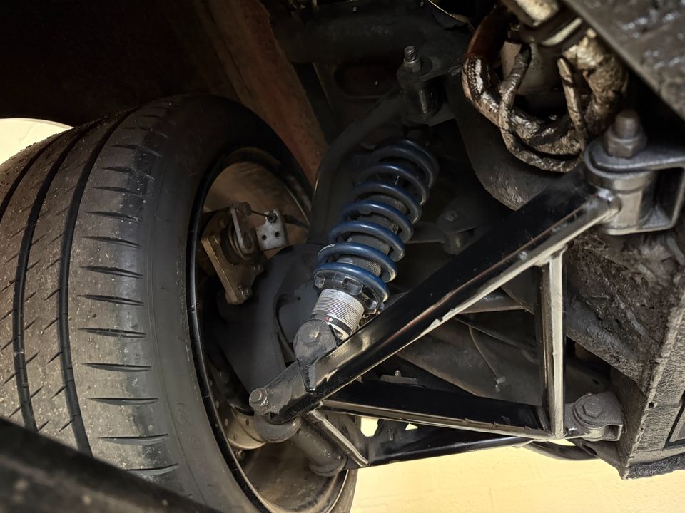 1972 DeTomaso Pantera