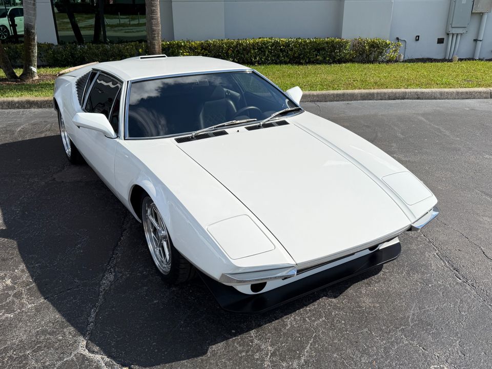 1972 DeTomaso Pantera