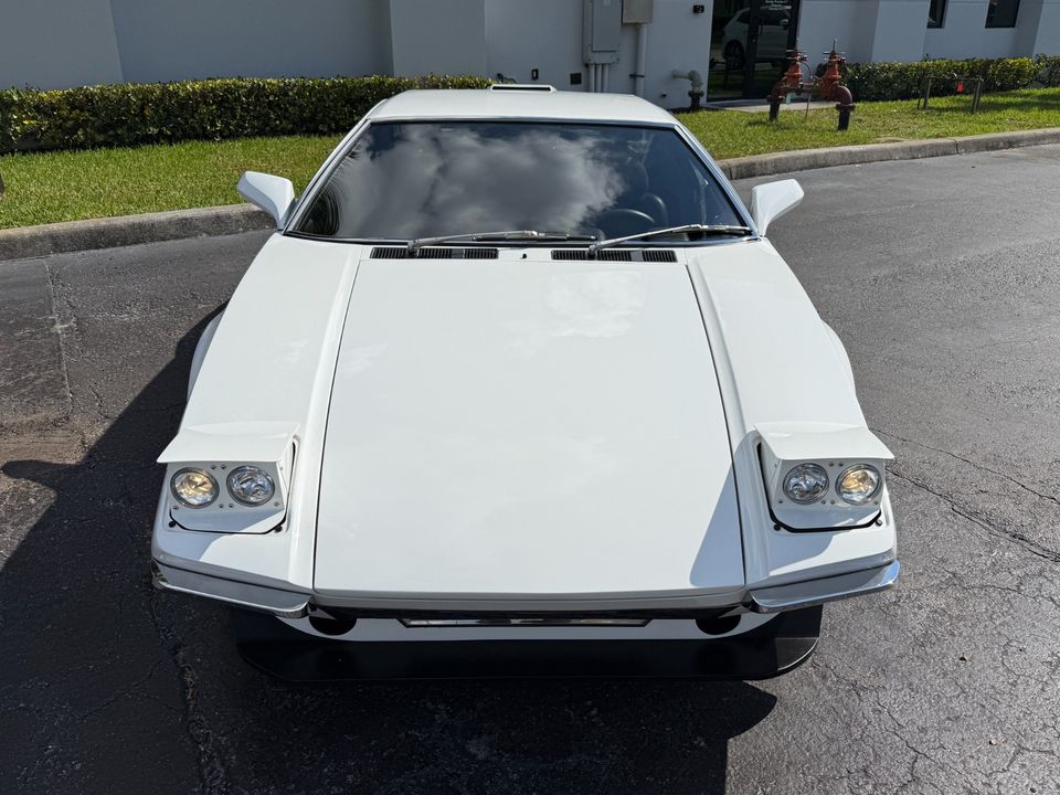 1972 DeTomaso Pantera