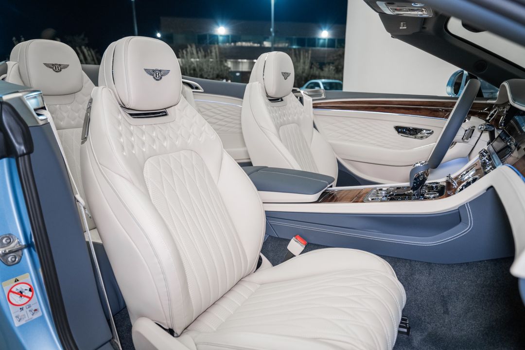 2026 BENTLEY CONTINENTAL GTC AZURE V8