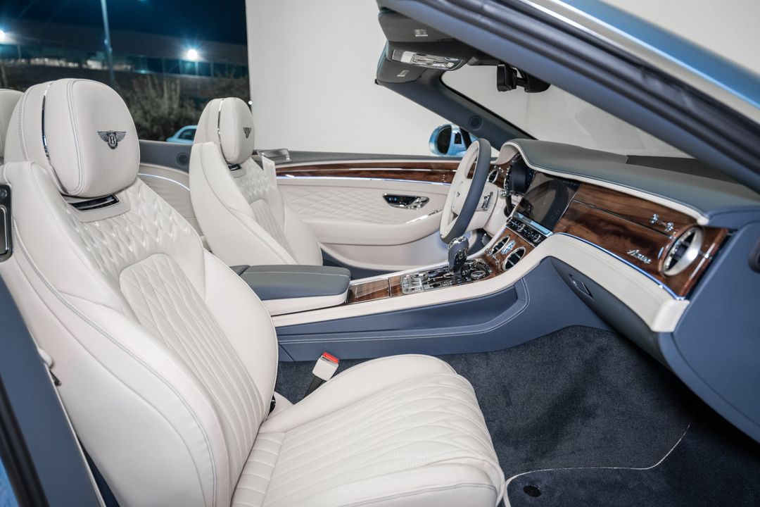 2026 BENTLEY CONTINENTAL GTC AZURE V8