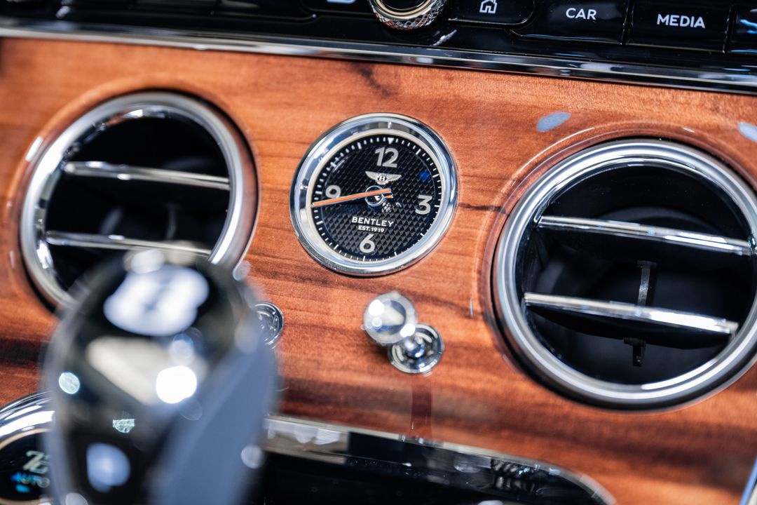 2026 BENTLEY CONTINENTAL GTC AZURE V8