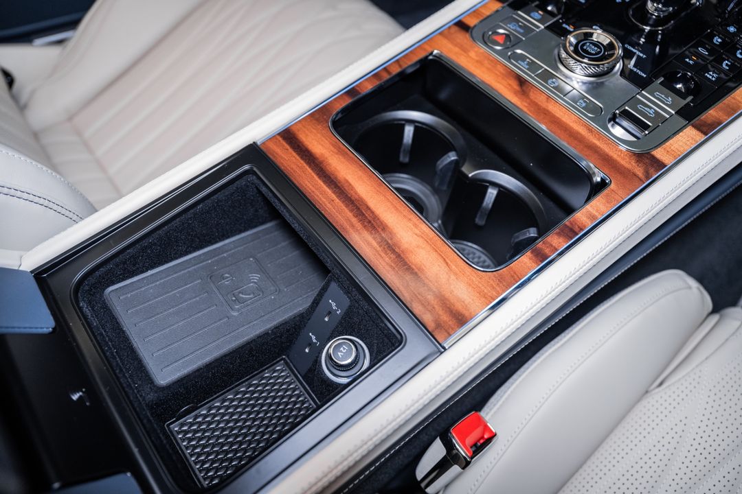 2026 BENTLEY CONTINENTAL GTC AZURE V8