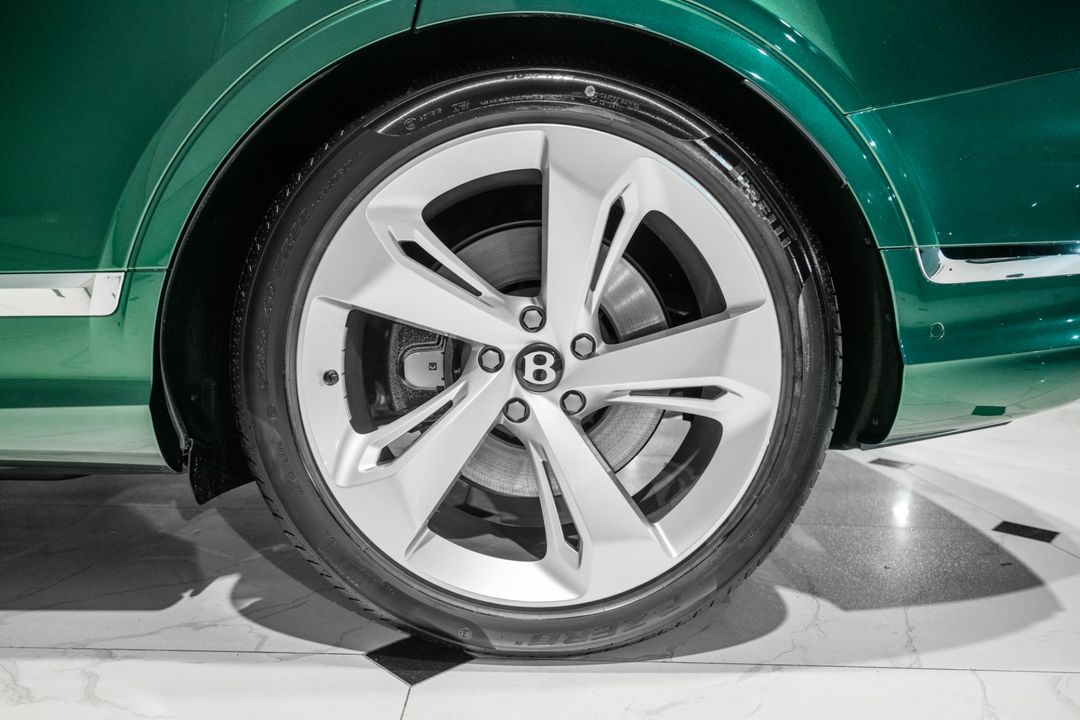 2025 Bentley Bentayga