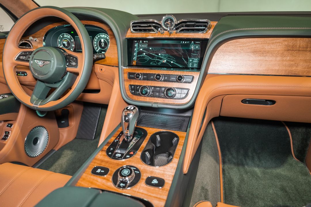 2025 Bentley Bentayga