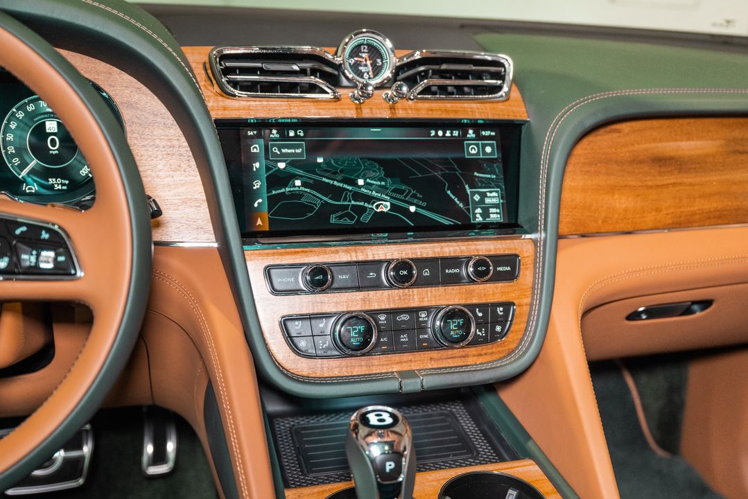 2025 Bentley Bentayga