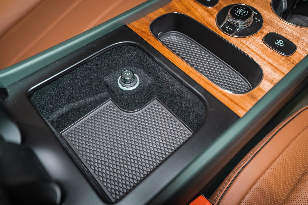 2025 Bentley Bentayga