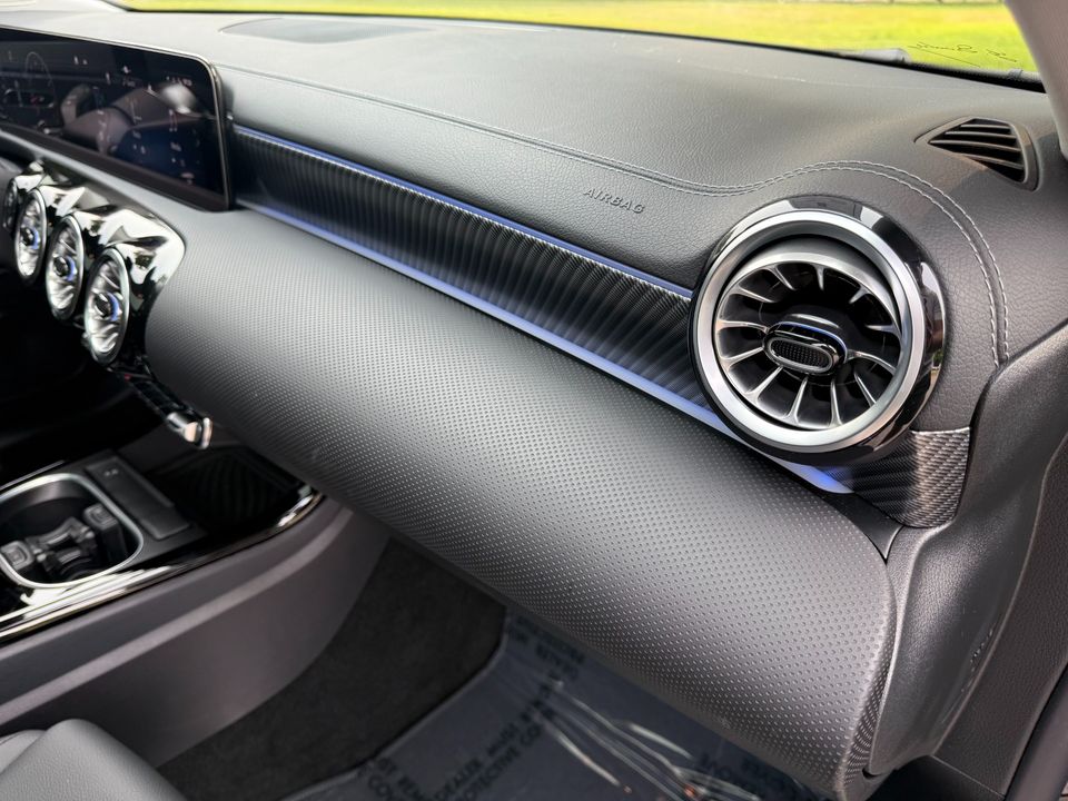 2024 Mercedes-Benz CLA 250