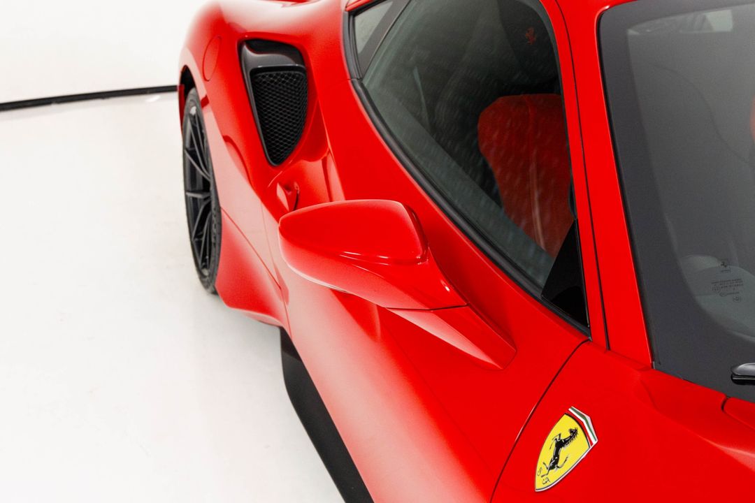 2019 Ferrari 488 Pista