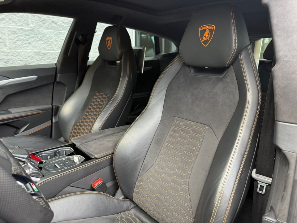 2019 Lamborghini Urus