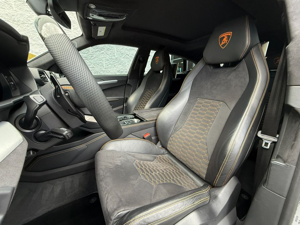 2019 Lamborghini Urus
