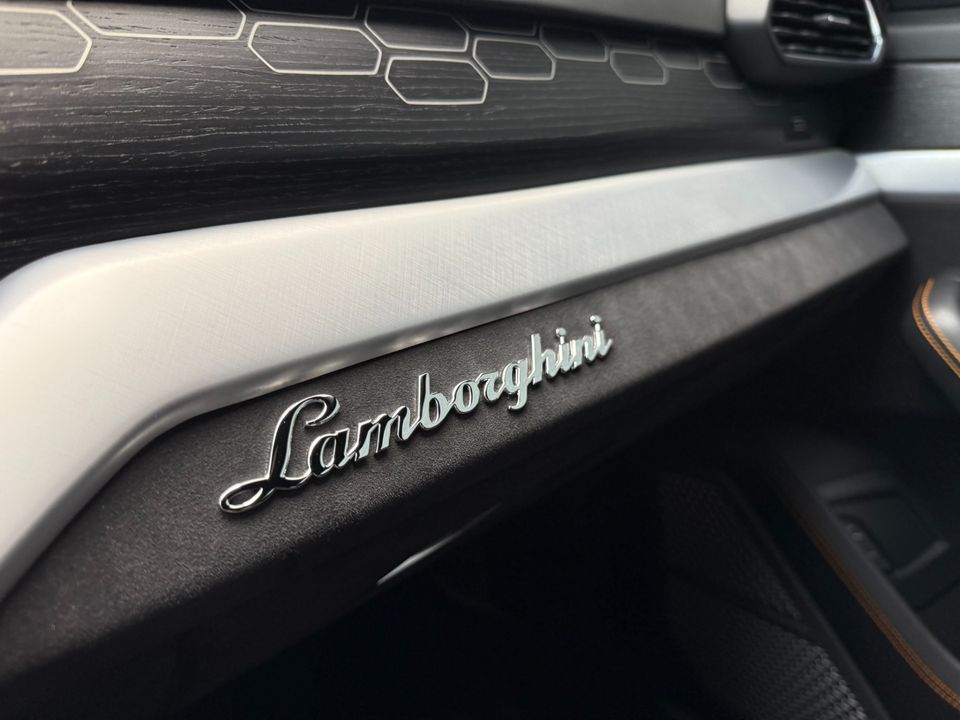 2019 Lamborghini Urus