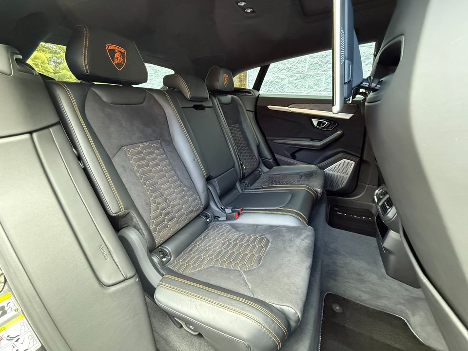 2019 Lamborghini Urus